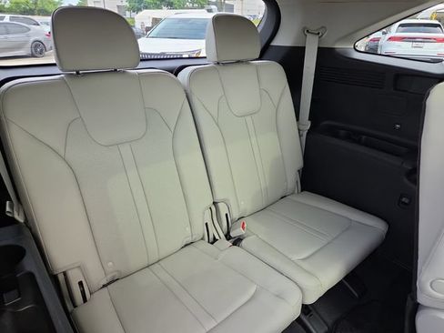 Used 2023 Kia Sorento SX FWD image 18
