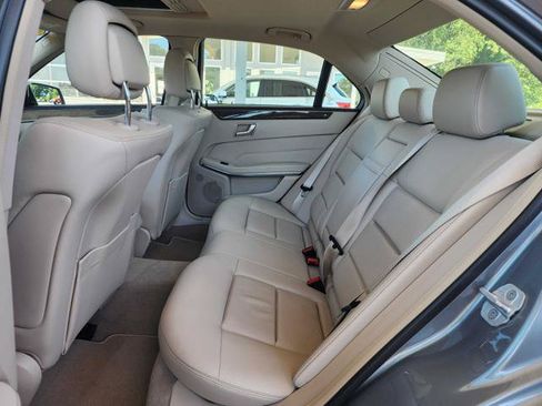 Used 2014 Mercedes-Benz E 350 4MATIC Sedan image 13