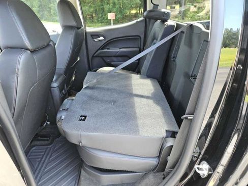 Used 2015 GMC Canyon SLE w/ All-Terrain Package AWD/4WD image 27