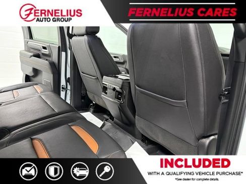 Used 2024 GMC Sierra 3500 AT4 w/ Technology Package AWD/4WD image 25