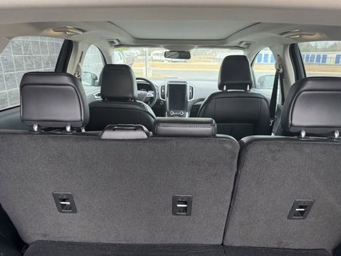 Used 2022 Ford Edge SEL w/ Convenience Package image 5