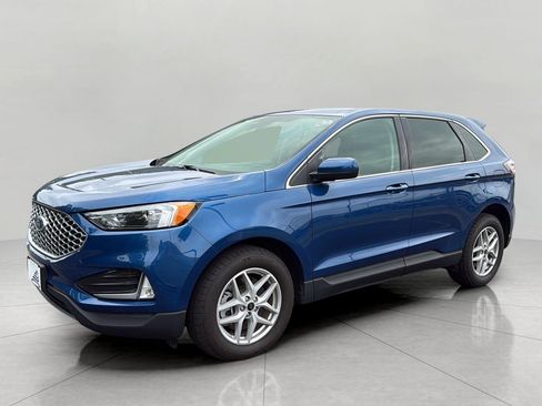 Certified 2024 Ford Edge SEL w/ Convenience Package AWD/4WD image 5