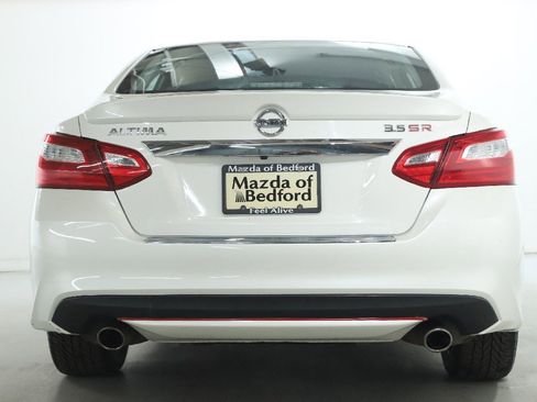 Used 2016 Nissan Altima 3.5 SR image 37