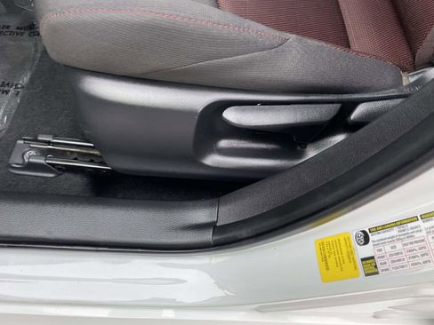 Used 2024 Toyota Corolla SE image 30