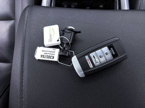 Used 2018 Acura MDX FWD image 23