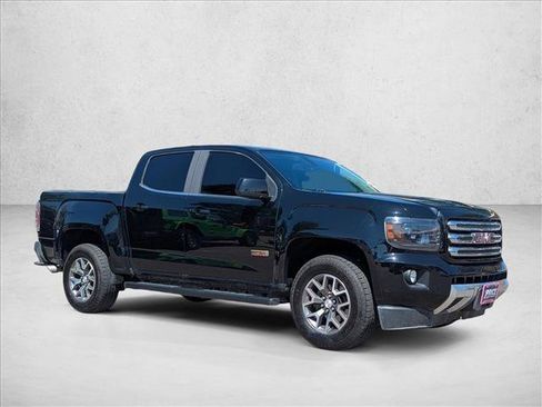 Used 2017 GMC Canyon SLE w/ All Terrain Package AWD/4WD image 3