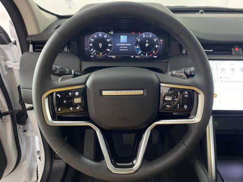 Used 2025 Land Rover Discovery Sport S image 13
