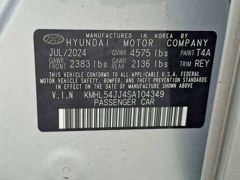 Certified 2025 Hyundai Sonata Limited FWD image 30
