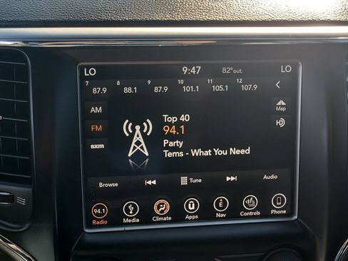 Used 2018 Jeep Grand Cherokee Altitude AWD/4WD image 23