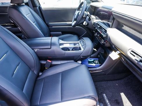 New 2026 Hyundai Palisade Calligraphy AWD/4WD image 11