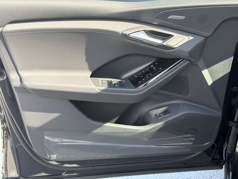 New 2027 Audi Q6 e-tron Prestige AWD/4WD image 14