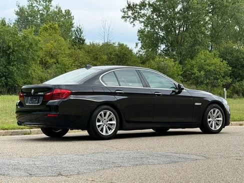 Used 2015 BMW 528i xDrive Sedan AWD/4WD image 9