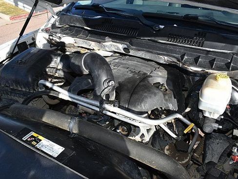 Used 2015 RAM 2500 SLT image 10