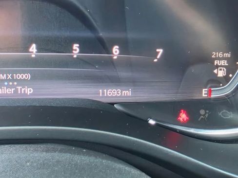 Used 2025 RAM 1500 Laramie w/ Night Edition image 24