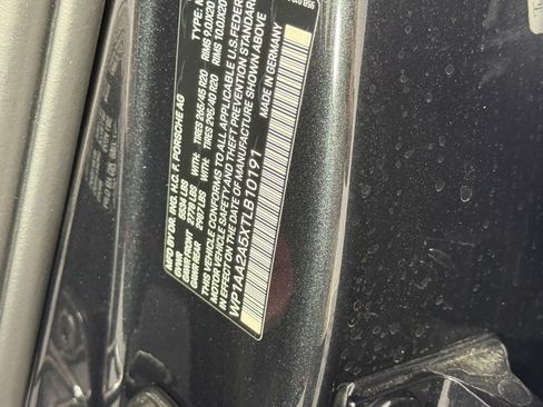 Certified 2026 Porsche Macan AWD/4WD image 26
