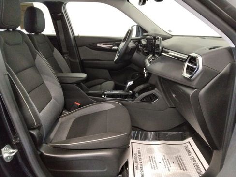 Used 2024 Chevrolet TrailBlazer LT w/ Convenience Package FWD image 42