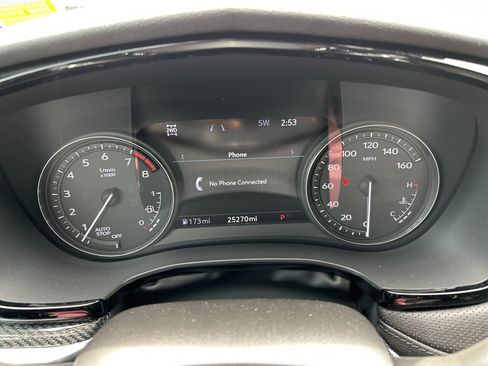 Used 2024 Cadillac XT5 Sportv w/ Technology Package AWD/4WD image 21