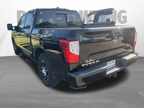 Used 2023 Nissan Titan SV w/ SV Convenience Package RWD image 6
