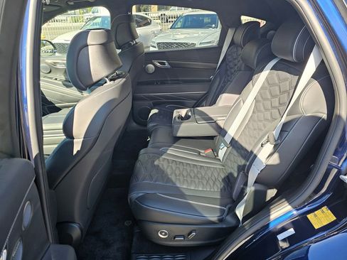 Certified 2025 Genesis GV80 3.5T AWD/4WD image 23