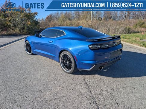 Used 2019 Chevrolet Camaro SS image 3