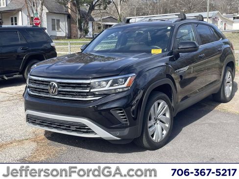 Used 2023 Volkswagen Atlas Cross Sport SE image 1