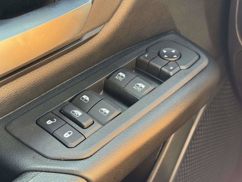 New 2026 RAM 1500 Express AWD/4WD image 9