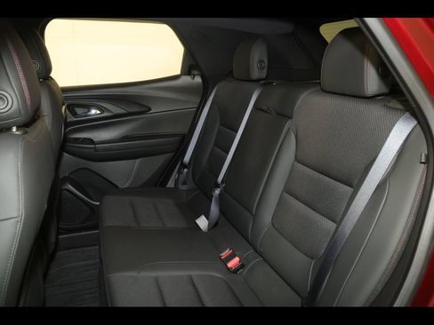 Used 2023 Chevrolet TrailBlazer RS w/ Technology Package AWD/4WD image 29