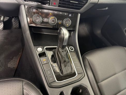 Used 2021 Volkswagen Jetta R-Line FWD image 18
