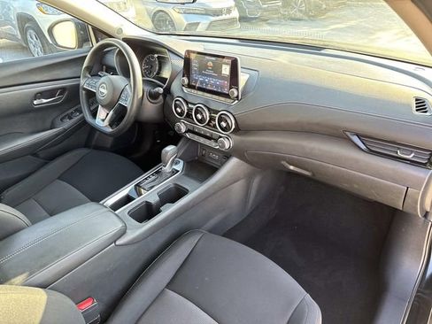 Used 2024 Nissan Sentra SV FWD image 12