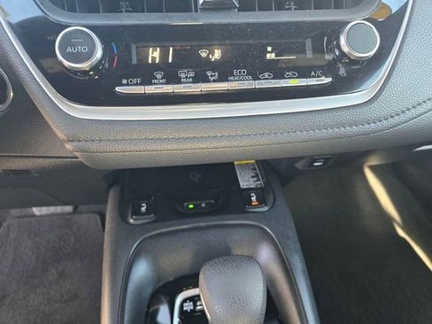 Certified 2024 Toyota Corolla XSE image 17