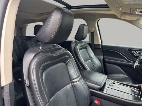 Used 2022 Lincoln Aviator Reserve w/ Elements Package Plus AWD/4WD image 17