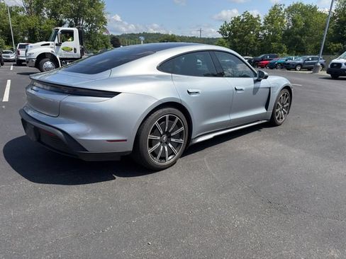 Used 2021 Porsche Taycan 4S AWD/4WD image 9