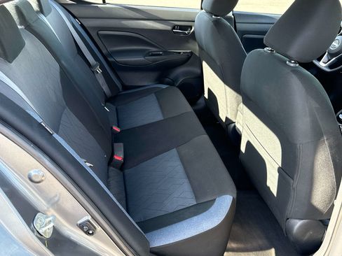 Used 2025 Nissan Versa SV FWD image 18