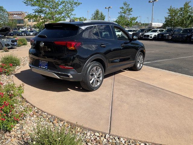 Used 2022 Buick Encore GX Essence w/ Experience Buick Package FWD image 4