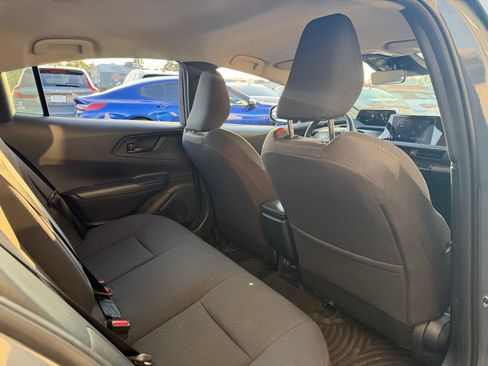 Used 2024 Toyota Prius Prime FWD image 18