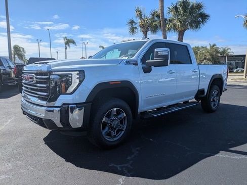 New 2026 GMC Sierra 3500 SLT w/ SLT Premium Package AWD/4WD image 8