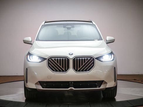 Used 2026 BMW X3 xDrive30i w/ Convenience Package AWD/4WD image 7