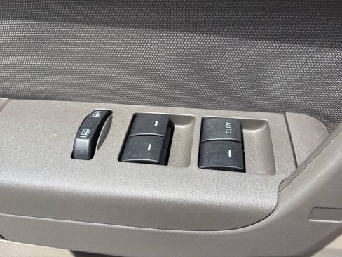 Used 2011 Ford Focus SE w/ 201A Rapid Spec Order Code FWD image 19