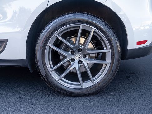 Certified 2026 Porsche Macan Turbo AWD/4WD image 26