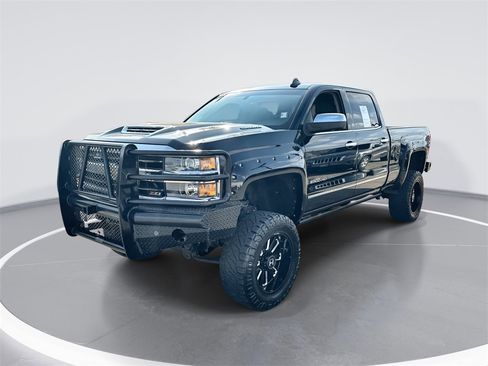 Used 2018 Chevrolet Silverado 2500 LTZ w/ Duramax Plus Package image 1