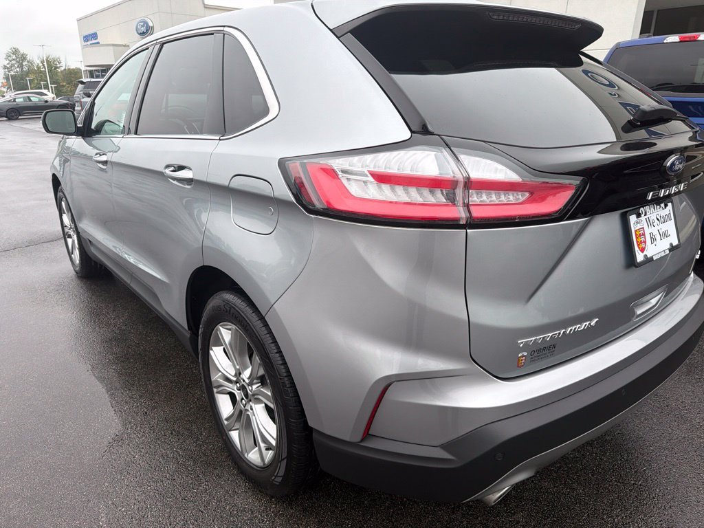 Used 2024 Ford Edge Titanium AWD/4WD image 3