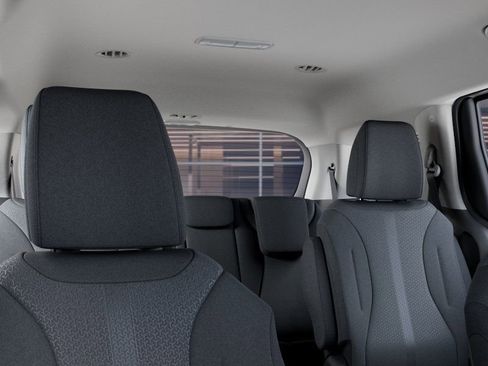 New 2026 Kia Carnival LX FWD image 28
