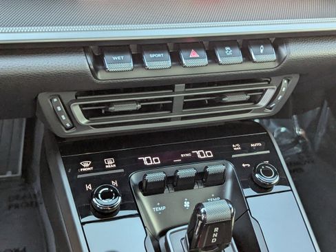 Certified 2021 Porsche 911 Carrera image 21