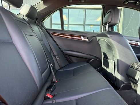 Used 2012 Mercedes-Benz C 300 4MATIC Sedan image 12