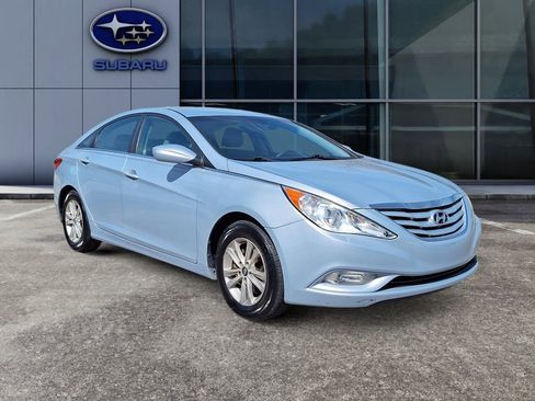 Used 2013 Hyundai Sonata GLS w/ Popular Equipment Pkg image 2