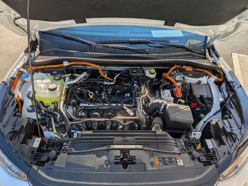 New 2026 Ford Escape SE FWD image 31