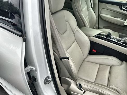 Used 2023 Volvo XC60 T8 Ultimate w/ Climate Package AWD/4WD image 25