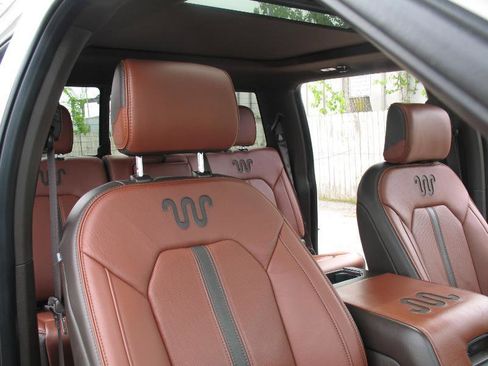 Used 2019 Ford F150 King Ranch w/ Equipment Group 601A Luxury AWD/4WD image 25