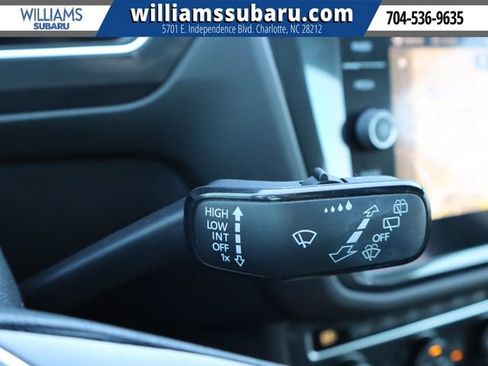 Used 2021 Volkswagen Tiguan SEL Premium R-Line AWD/4WD image 25