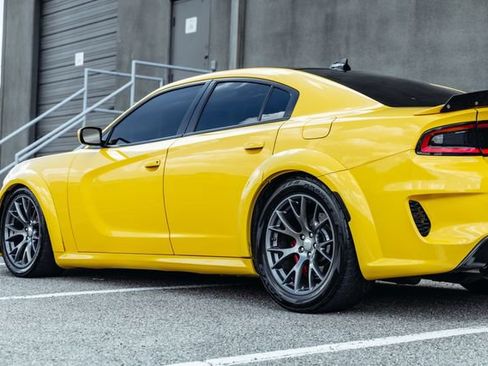 Used 2018 Dodge Charger SRT w/ Technology Group RWD image 46